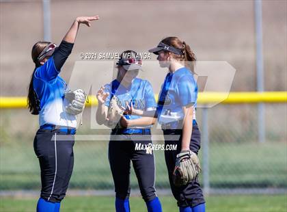 Thumbnail 2 in Marian vs. Pius X photogallery.