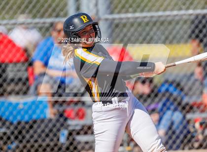 Thumbnail 1 in Marian vs. Pius X photogallery.