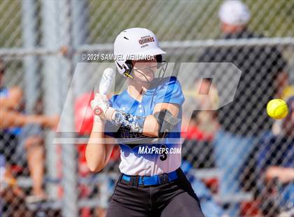 Thumbnail 2 in Marian vs. Pius X photogallery.