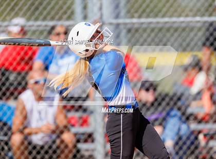 Thumbnail 2 in Marian vs. Pius X photogallery.