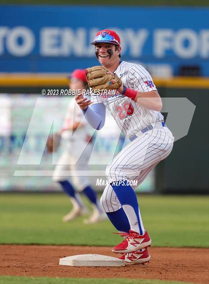 Thumbnail 3 in Westlake vs. Pearland (UIL 6A Baseball State Semifinal) photogallery.