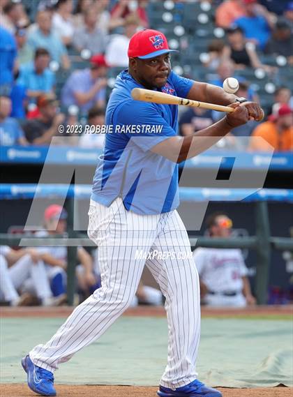 Thumbnail 3 in Westlake vs. Pearland (UIL 6A Baseball State Semifinal) photogallery.