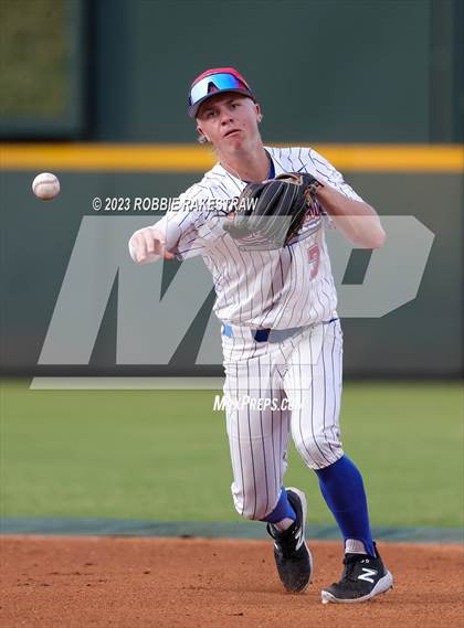 Thumbnail 2 in Westlake vs. Pearland (UIL 6A Baseball State Semifinal) photogallery.