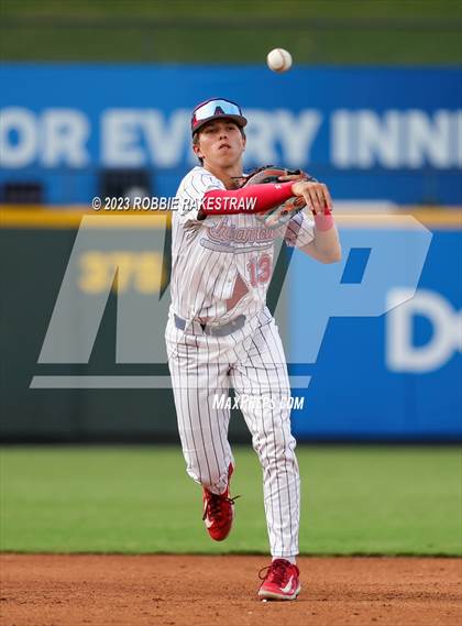 Thumbnail 1 in Westlake vs. Pearland (UIL 6A Baseball State Semifinal) photogallery.