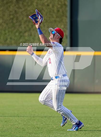 Thumbnail 2 in Westlake vs. Pearland (UIL 6A Baseball State Semifinal) photogallery.