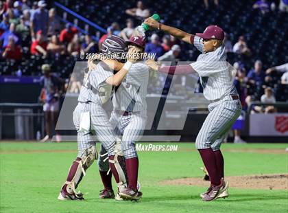 Thumbnail 1 in Westlake vs. Pearland (UIL 6A Baseball State Semifinal) photogallery.