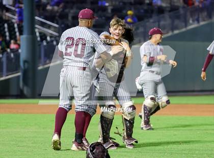 Thumbnail 1 in Westlake vs. Pearland (UIL 6A Baseball State Semifinal) photogallery.