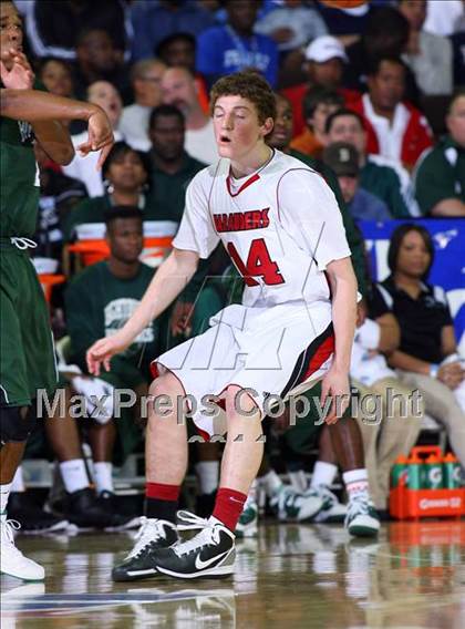 Thumbnail 2 in Marcus vs. Fort Bend Hightower (UIL 5A Semifinal) photogallery.