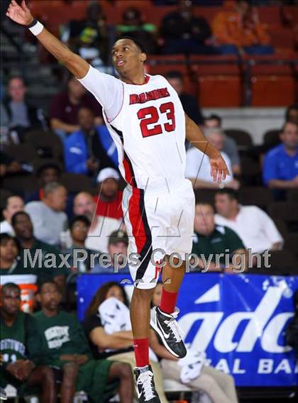 Thumbnail 3 in Marcus vs. Fort Bend Hightower (UIL 5A Semifinal) photogallery.