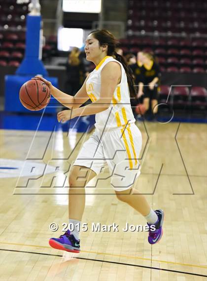 Thumbnail 3 in Arizona Lutheran Academy @ Valley (AIA D4 Semifinal) photogallery.