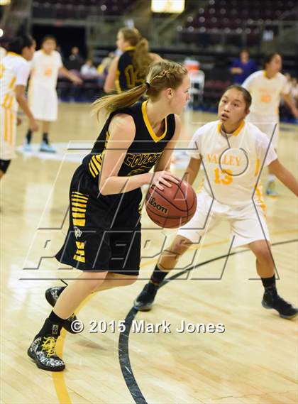 Thumbnail 2 in Arizona Lutheran Academy @ Valley (AIA D4 Semifinal) photogallery.
