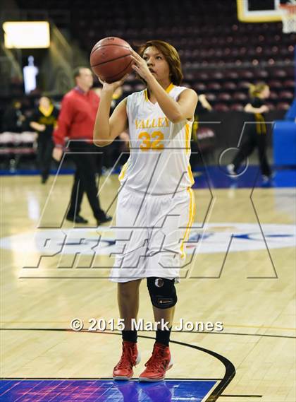 Thumbnail 2 in Arizona Lutheran Academy @ Valley (AIA D4 Semifinal) photogallery.
