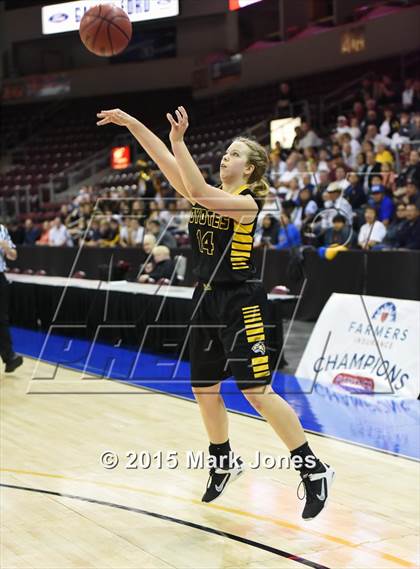 Thumbnail 2 in Arizona Lutheran Academy @ Valley (AIA D4 Semifinal) photogallery.