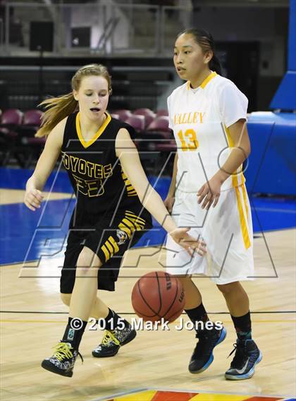 Thumbnail 3 in Arizona Lutheran Academy @ Valley (AIA D4 Semifinal) photogallery.