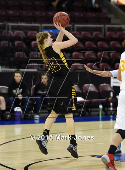 Thumbnail 2 in Arizona Lutheran Academy @ Valley (AIA D4 Semifinal) photogallery.