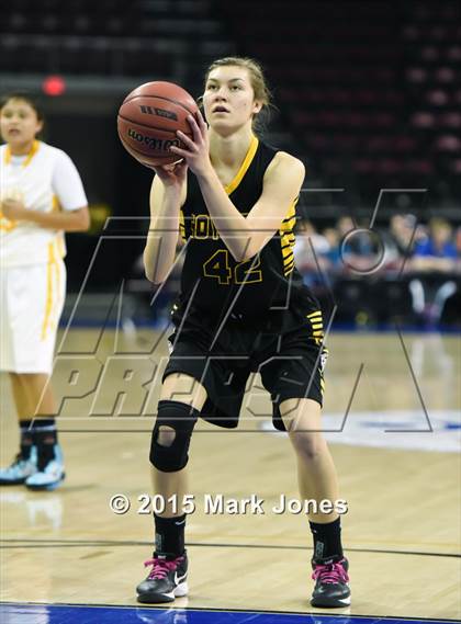 Thumbnail 3 in Arizona Lutheran Academy @ Valley (AIA D4 Semifinal) photogallery.