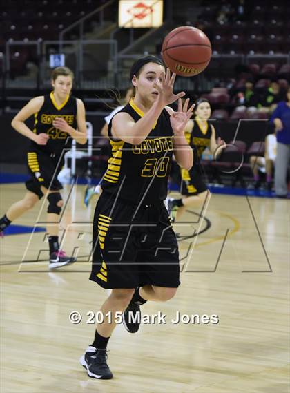 Thumbnail 2 in Arizona Lutheran Academy @ Valley (AIA D4 Semifinal) photogallery.