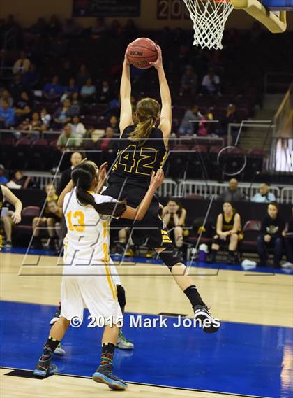 Thumbnail 3 in Arizona Lutheran Academy @ Valley (AIA D4 Semifinal) photogallery.