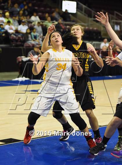Thumbnail 3 in Arizona Lutheran Academy @ Valley (AIA D4 Semifinal) photogallery.