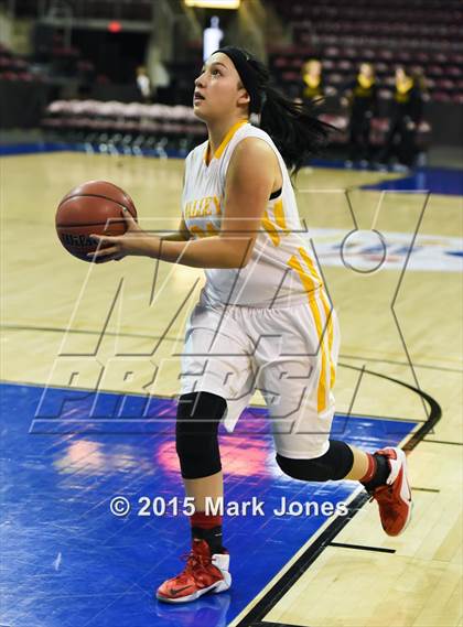 Thumbnail 3 in Arizona Lutheran Academy @ Valley (AIA D4 Semifinal) photogallery.