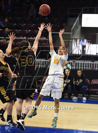 Thumbnail 1 in Arizona Lutheran Academy @ Valley (AIA D4 Semifinal) photogallery.