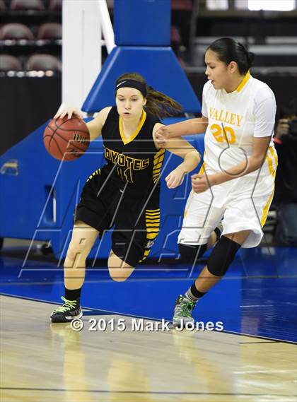 Thumbnail 1 in Arizona Lutheran Academy @ Valley (AIA D4 Semifinal) photogallery.