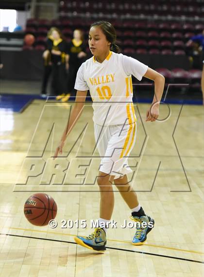Thumbnail 3 in Arizona Lutheran Academy @ Valley (AIA D4 Semifinal) photogallery.