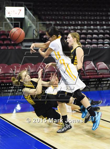 Thumbnail 3 in Arizona Lutheran Academy @ Valley (AIA D4 Semifinal) photogallery.