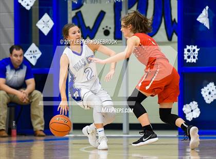 Thumbnail 3 in Falls City vs. St. Paul (Falls City Basketball Tournament) photogallery.