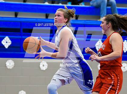 Thumbnail 1 in Falls City vs. St. Paul (Falls City Basketball Tournament) photogallery.
