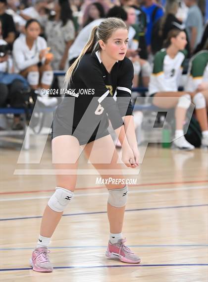 Thumbnail 2 in Oviedo vs. Bishop's (Nike TOC Southwest) photogallery.
