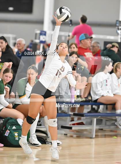 Thumbnail 2 in Oviedo vs. Bishop's (Nike TOC Southwest) photogallery.