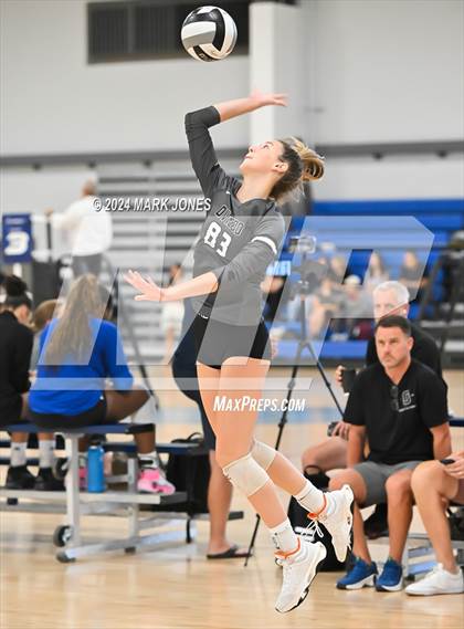 Thumbnail 3 in Oviedo vs. Bishop's (Nike TOC Southwest) photogallery.