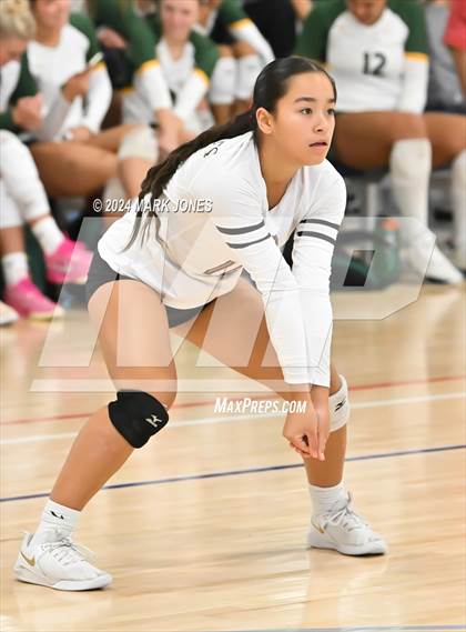 Thumbnail 3 in Oviedo vs. Bishop's (Nike TOC Southwest) photogallery.