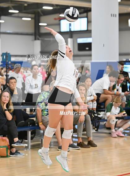 Thumbnail 3 in Oviedo vs. Bishop's (Nike TOC Southwest) photogallery.