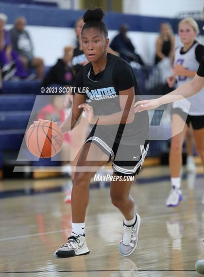 Thumbnail 3 in Bloom-Carroll vs Hilliard Darby (Scrimmage) photogallery.
