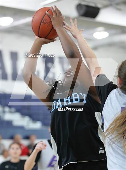 Thumbnail 1 in Bloom-Carroll vs Hilliard Darby (Scrimmage) photogallery.