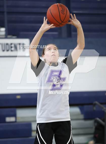 Thumbnail 2 in Bloom-Carroll vs Hilliard Darby (Scrimmage) photogallery.