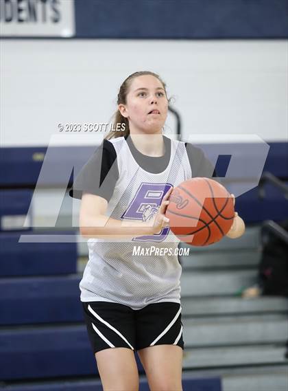 Thumbnail 1 in Bloom-Carroll vs Hilliard Darby (Scrimmage) photogallery.