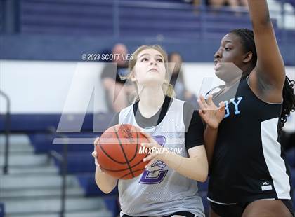 Thumbnail 3 in Bloom-Carroll vs Hilliard Darby (Scrimmage) photogallery.