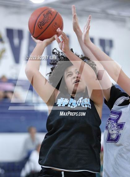 Thumbnail 3 in Bloom-Carroll vs Hilliard Darby (Scrimmage) photogallery.