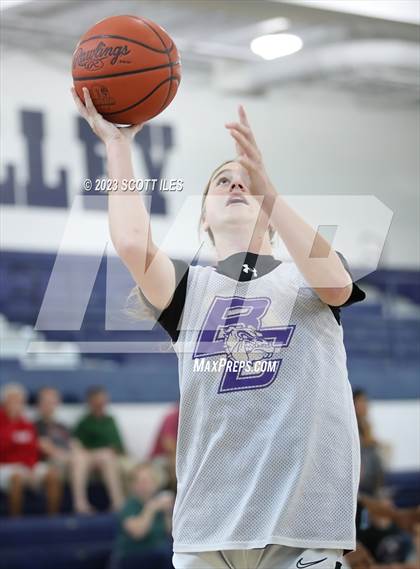 Thumbnail 3 in Bloom-Carroll vs Hilliard Darby (Scrimmage) photogallery.