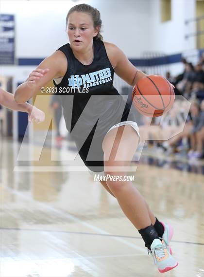 Thumbnail 3 in Bloom-Carroll vs Hilliard Darby (Scrimmage) photogallery.