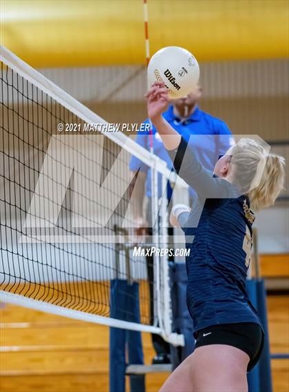Thumbnail 2 in Wayne Christian vs Fayetteville Academy (NCISAA 2A - First Round) photogallery.