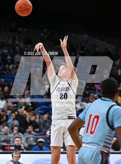 Thumbnail 2 in Boerne vs Hirschi (UIL 4A State Semifinal) photogallery.
