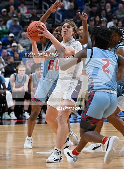Thumbnail 3 in Boerne vs Hirschi (UIL 4A State Semifinal) photogallery.