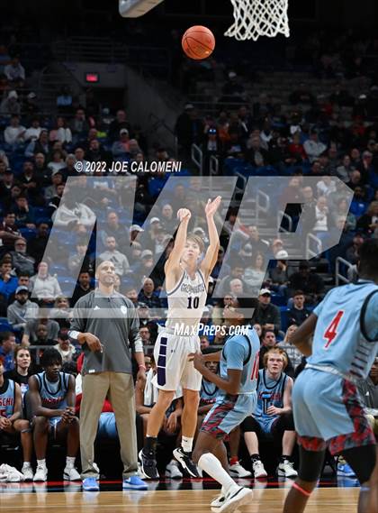Thumbnail 2 in Boerne vs Hirschi (UIL 4A State Semifinal) photogallery.