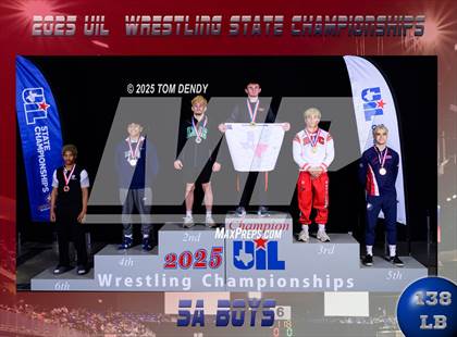 Thumbnail 2 in UIL Wrestling 5A-6A Finals (Awards) photogallery.