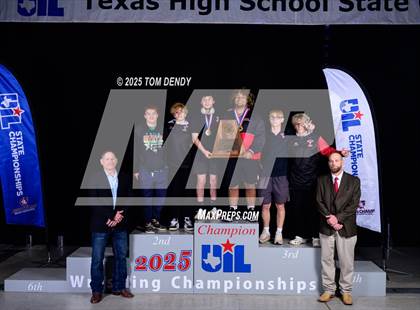Thumbnail 1 in UIL Wrestling 5A-6A Finals (Awards) photogallery.