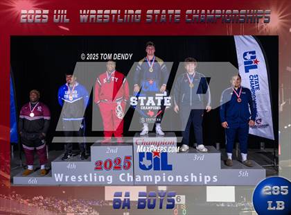 Thumbnail 2 in UIL Wrestling 5A-6A Finals (Awards) photogallery.